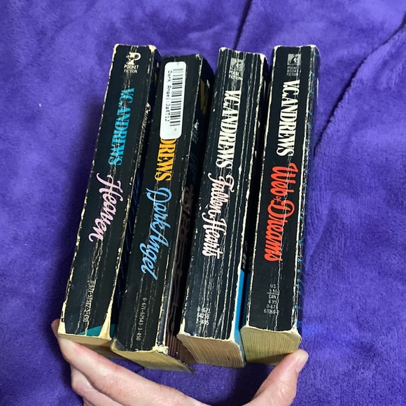 Casteel series by VC Andrews (incomplete) - Picture 4 of 4